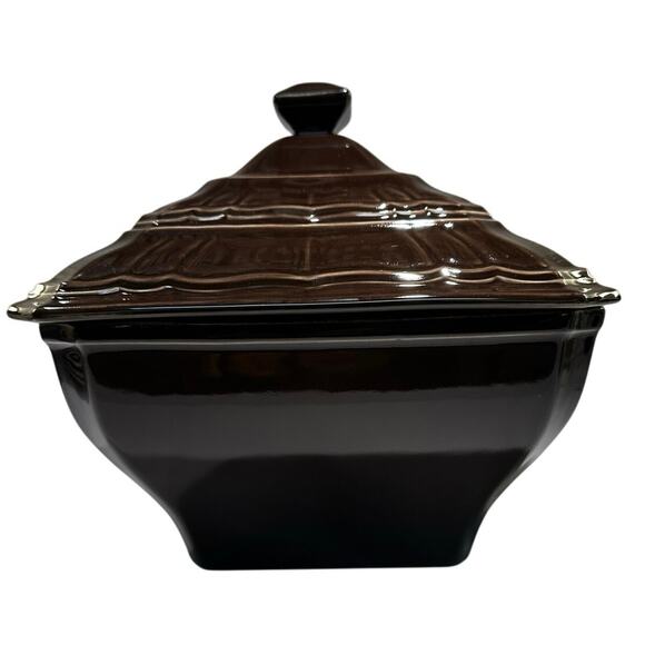 Noble Excellence Toscano Brown Covered Casserole Dish with Lid and 17" Platter - Picture 8 of 12